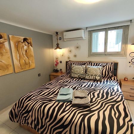 Anastasia'S Apartment With Yard Athens Luaran gambar