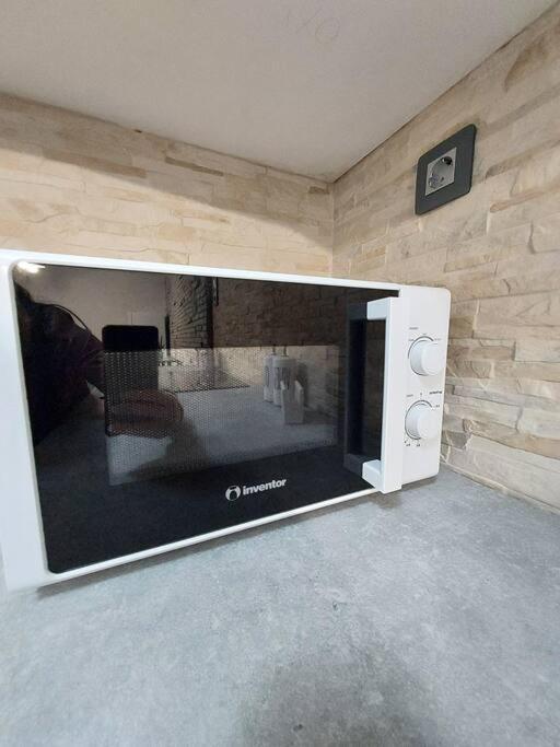 Anastasia'S Apartment With Yard Athens Luaran gambar